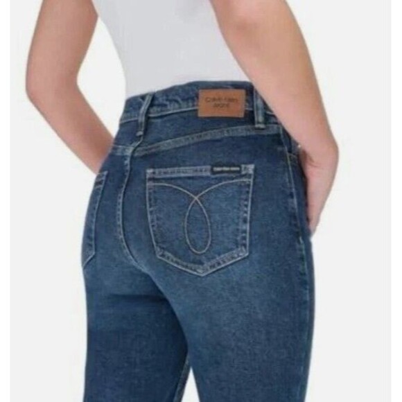 CALVIN KLEIN High Rise Straight Leg Jeans Sz 12 Dark Blue Ankle Crop Denim NWT - Picture 1 of 13